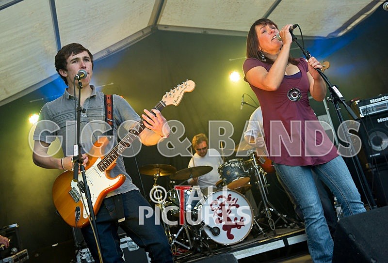 The Barlows-20 - THE BARLOWS