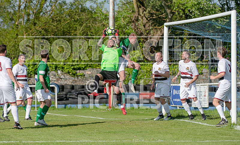 Guernsey v Upton Park-17 - GUERNSEY v UPTON PARK