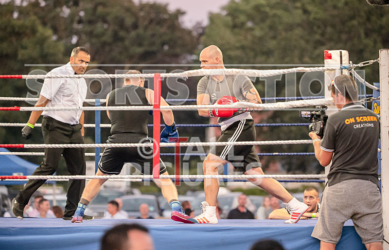 BOUT-15- Greg The Machine Gun Mackenzie v Jaques Big Dogg Colley-4 - BOUT-15: Greg 'The Machine Gun' Mackenzie v Jaques 'Big Dogg' Colley
