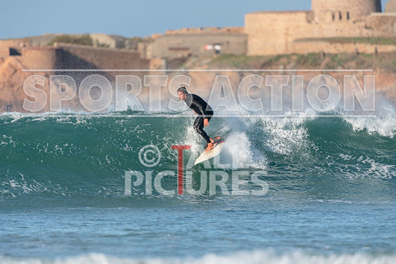 Surfing_18-11-2018-124 - SURFING AT VAZON BAY GUERNSEY