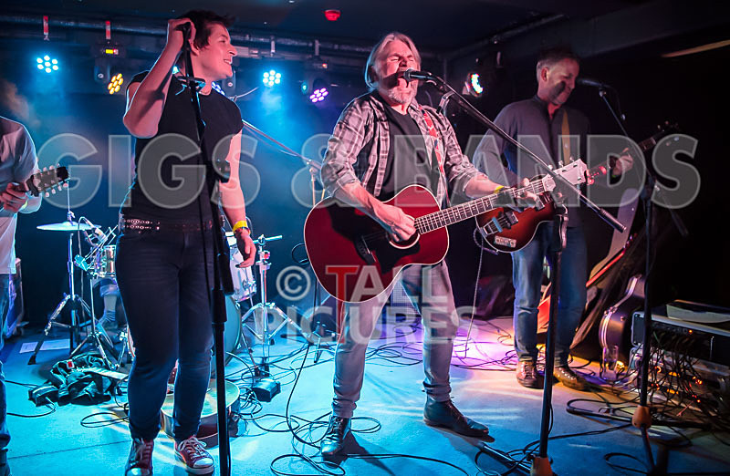 Space Pirates of Rocquaine-40 - VALE EARTH FAIR UNPLUGGED 2018