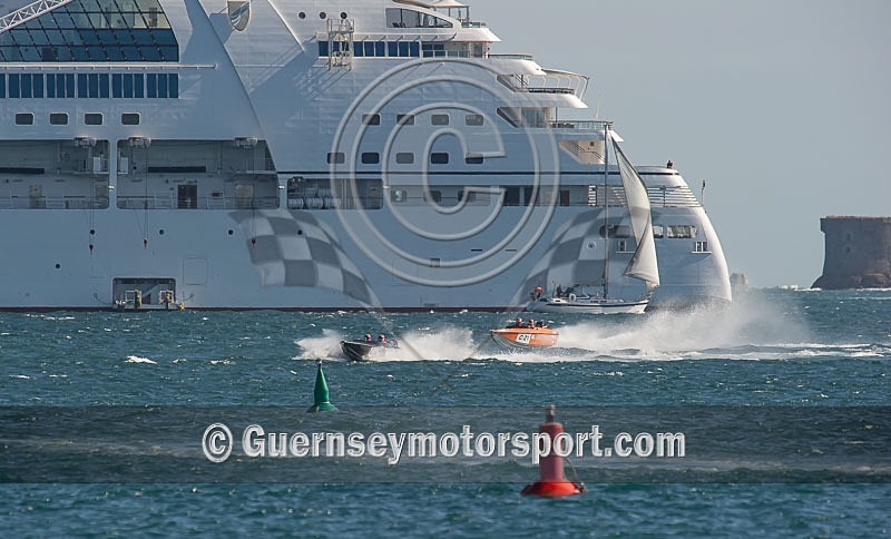 Powerboat Race_25-08-2013-11 - RACE-11 NORTH BEACH