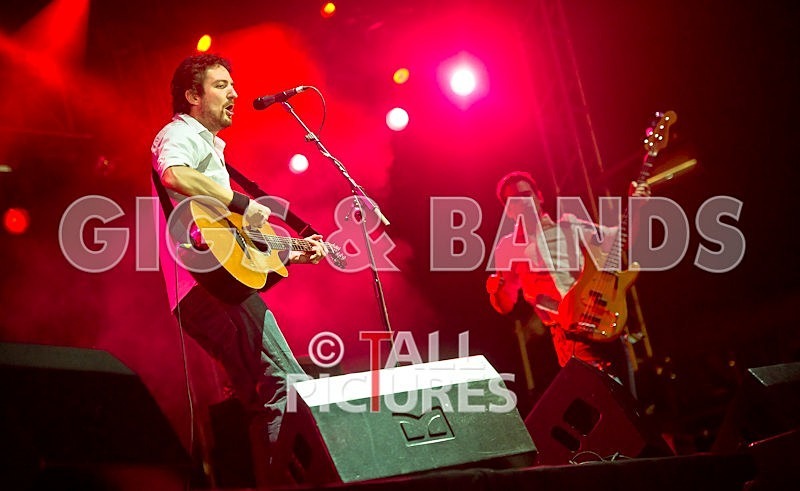Frank Turner-2 - FRANK TURNER