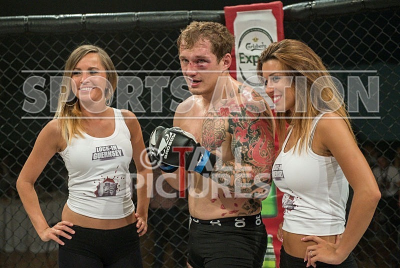 Lock-in Guernsey_2013_Bout-15-45 - BOUT-15