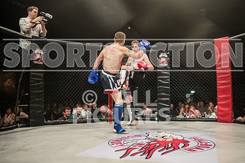 Cage Fighting_2012_Bout 5-24 - BOUT-5