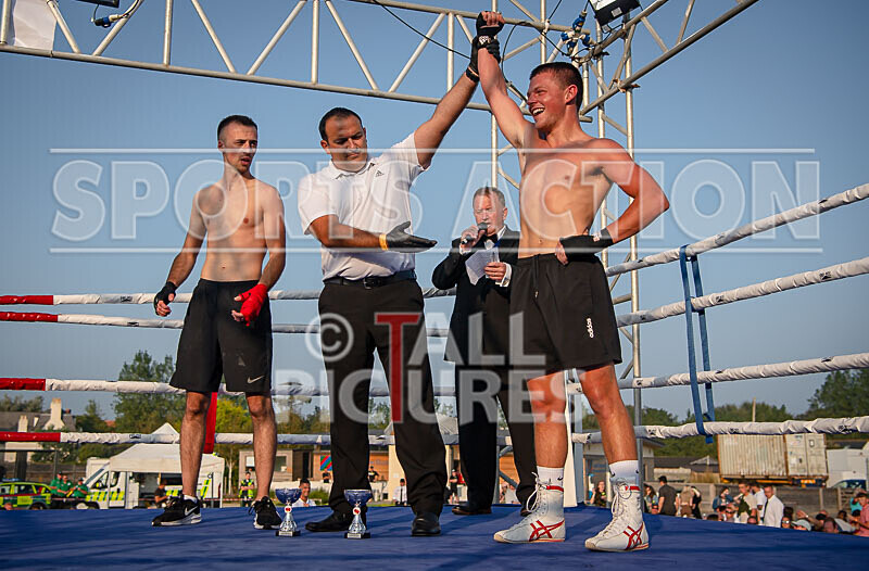BOUT 10 - Myles -Dangerous- Duquemin v Jordan -the Rookie- Redwood-36 - BOUT 10 - Myles 'Dangerous' Duquemin v Jordan 'the Rookie' Redwood