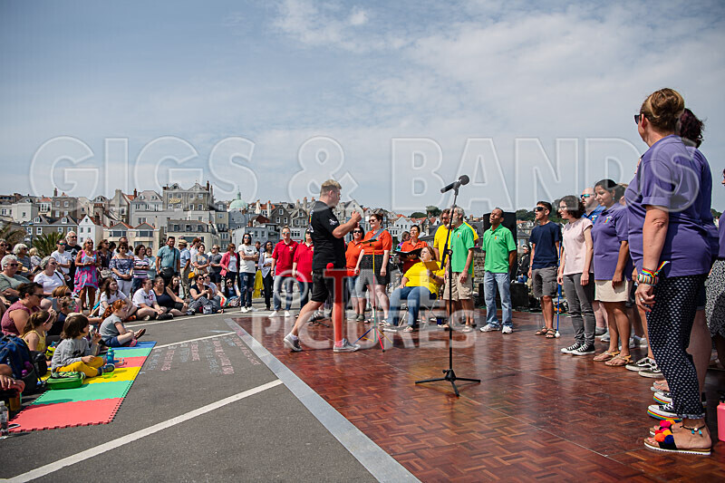 Arts Seafront Sunday 2020-10 - THE ARTS SEAFRONT SUNDAY 2020