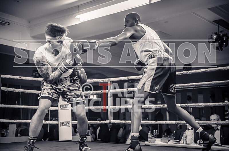 BOUT- 11 Casey De La Mare v Dimeji Shittu-16 - BOUT- 11_Casey De La Mare v Dimeji Shittu