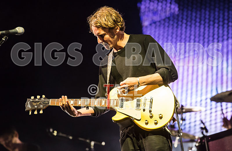 Ben Howard-21 - BEN HOWARD