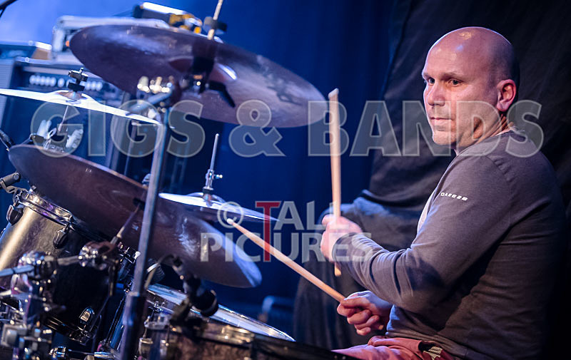 The Sacred Hearts-43 - THE SACRED HEARTS