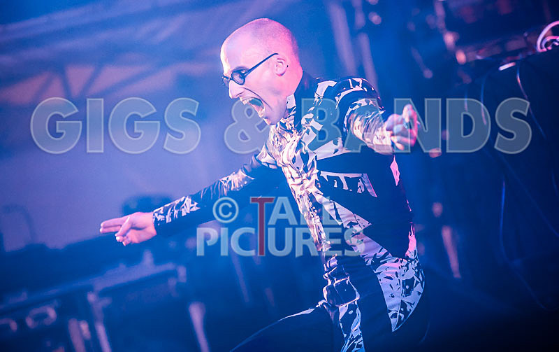 The Correspondents-83 - THE CORRESPONDENTS