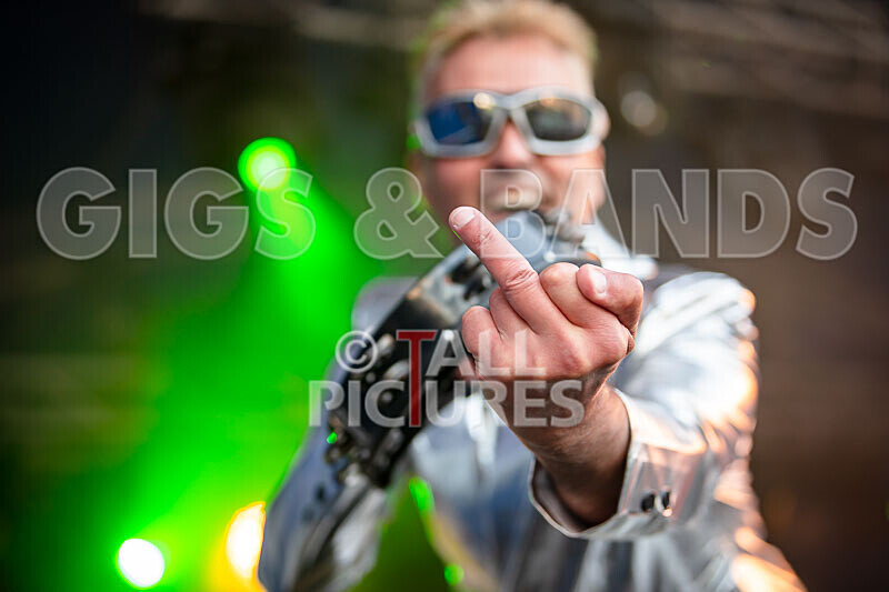 The Sacred Hearts-115 - THE SACRED HEARTS