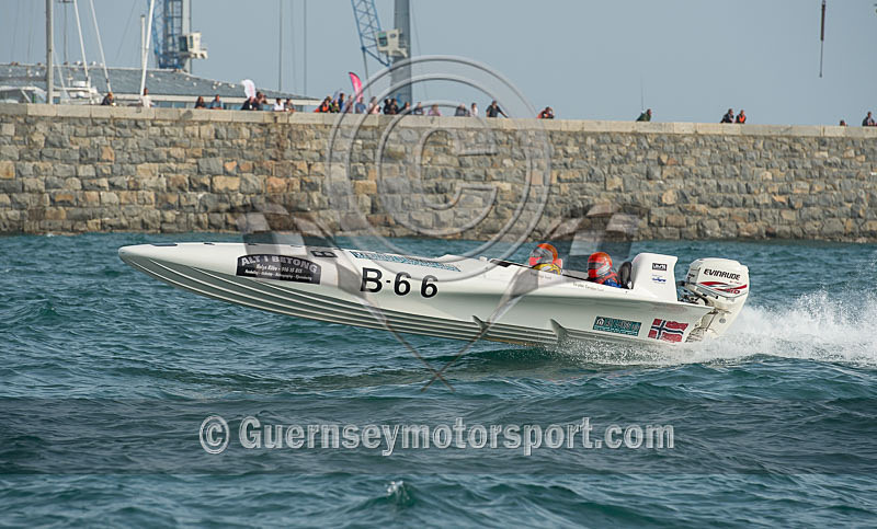 Worlds Powerboats_2014_Race-2-192 - UIM CLASS 3A & 3B WORLD OFFSHORE CHAMPIONSHIP_RACE-2