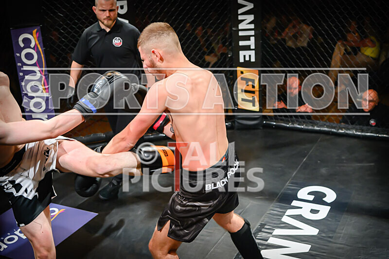 BOUT- 3 - Jack Migasuik v Hugo Birch-36 - BOUT: 3 - Jack Migasuik v Hugo Birch