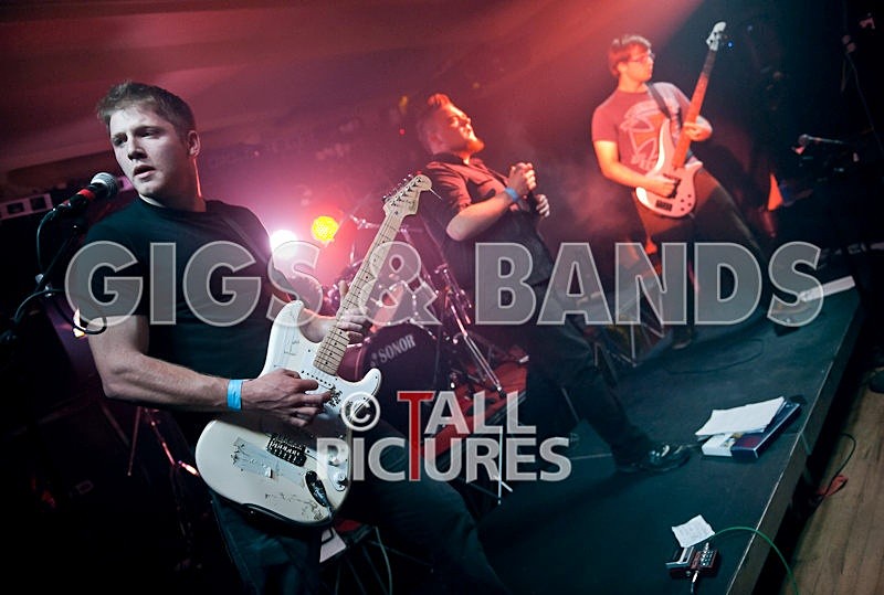 Dead Wing-40 - DEAD WING