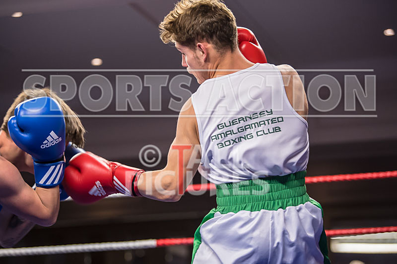 BOUT- 4 Niall Adams v Ricky Wheatly-24 - BOUT-4 Niall Adams v Ricky Wheatly