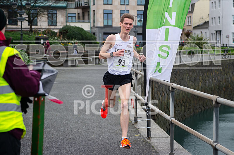 Chertsey House 5 Mile Run_2020-1 - CHERTSEY HOUSE ROAD RUN 2020