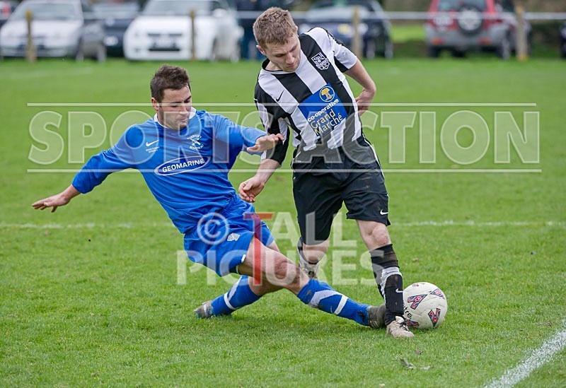Saints win Priaulx Cup-4 - SAINTS FC - PRIAULX WINNERS 2010