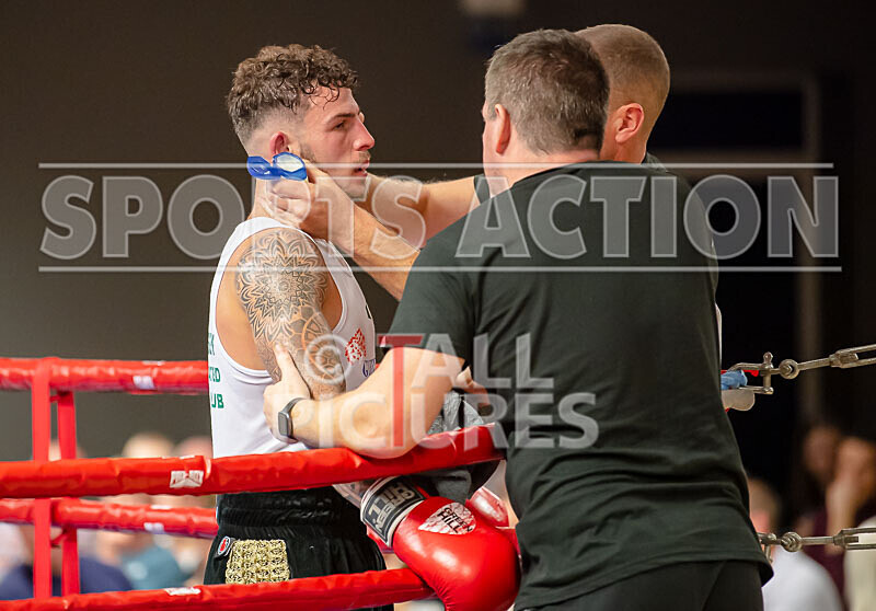 BOUT 13_Billy Poullain v Arran Devine-48 - BOUT 13_Billy Poullain v Arran Devine