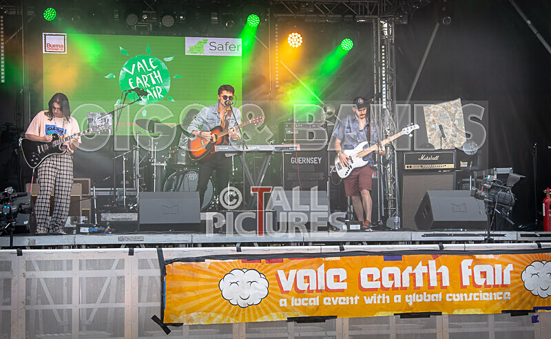 Russell  the French Boys-6 - RUSSELL & THE FRENCH BOYS