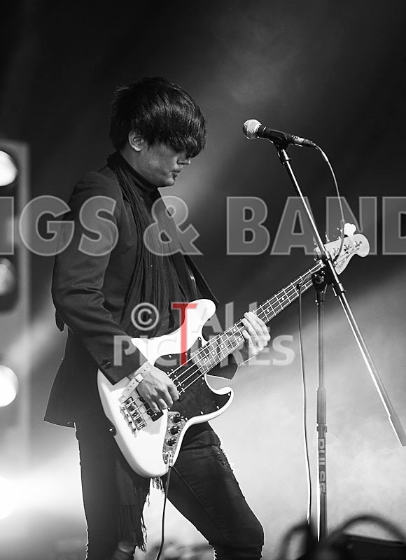 Raising Maisie-27 - RAISING MAISIE