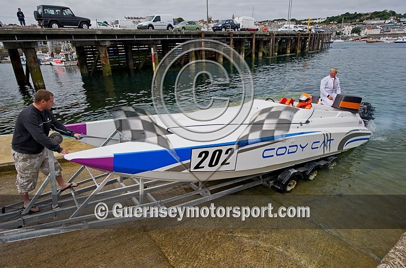 Guernsey Powerboat Racing_24-07-11-5 - ROUND-6 FERMAIN COURSE