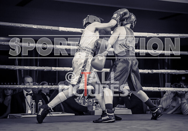 BOUT- 1 - Liam Duff v Jude Hudson-11 - BOUT: 1 - Liam Duff v Jude Hudson