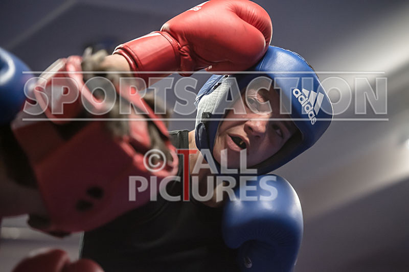 Bout - 3_Seb Fitzpatrick v Archie Brown-16 - Bout - 3_Seb Fitzpatrick v Archie Brown