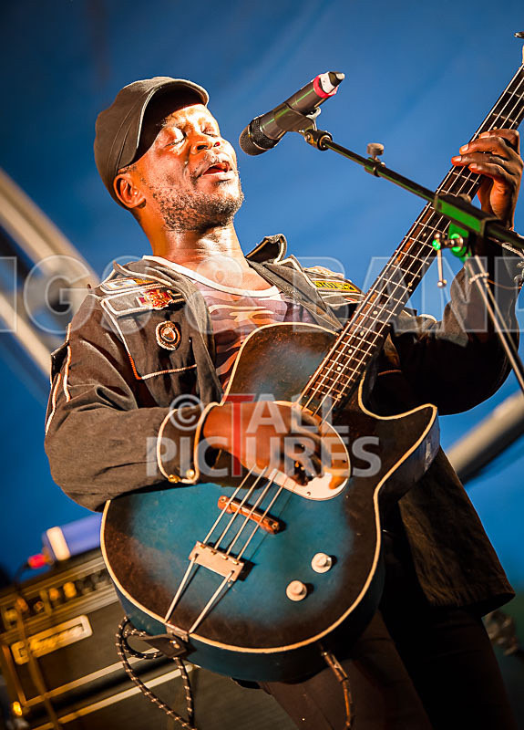 Jupiter  Okwess-46 - JUPITER & OKWESS