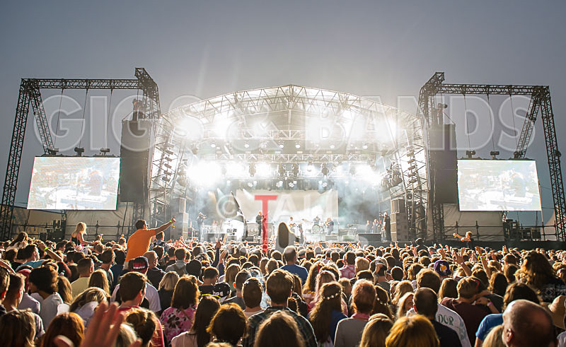 Bombay Bicycle Club-3 - BOMBAY BICYCLE CLUB