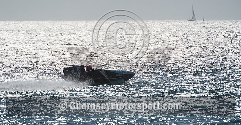 Powerboat Race_24-08-2013-27 - RACE-10 NORTH BEACH