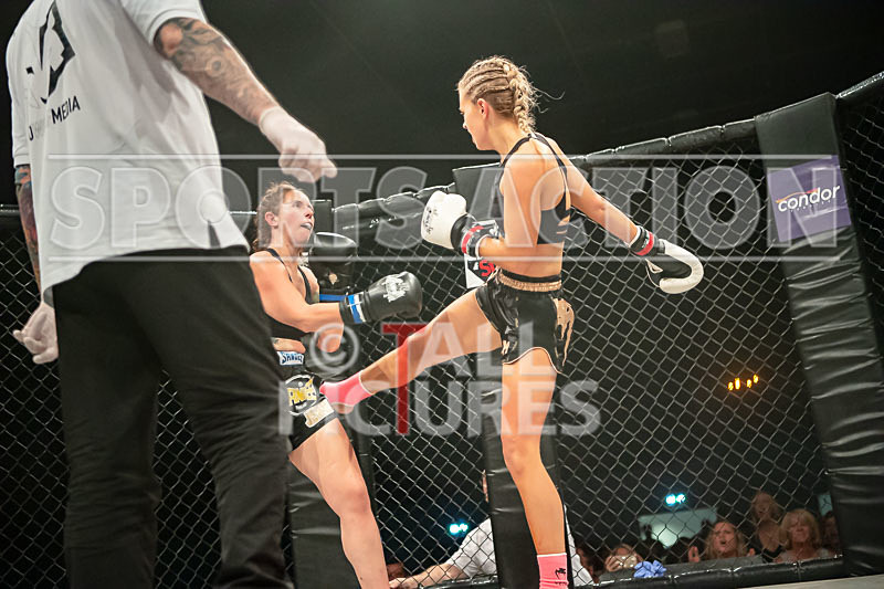 BOUT-6- Georgina Noel v Georgia Blumsom-42 - BOUT-6: Georgina Noel v Georgia Blumsom