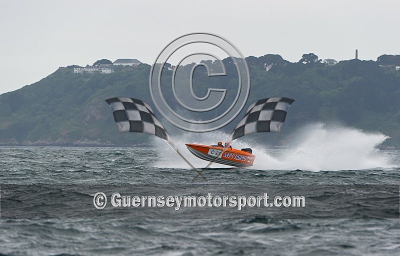 Powerboat_2011_Round-3-29 - ROUND-3 NORTH BEACH OUTER