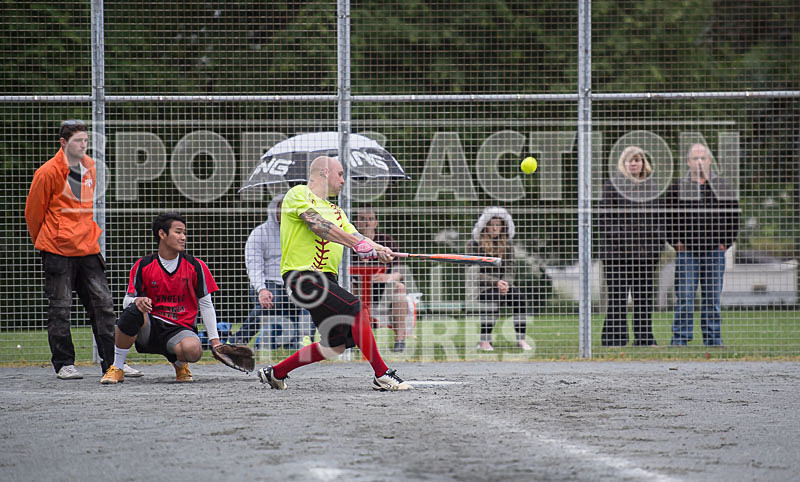 Softball_22-06-2016-14 - DRUNKEN DUCK RANGERS v REBELS