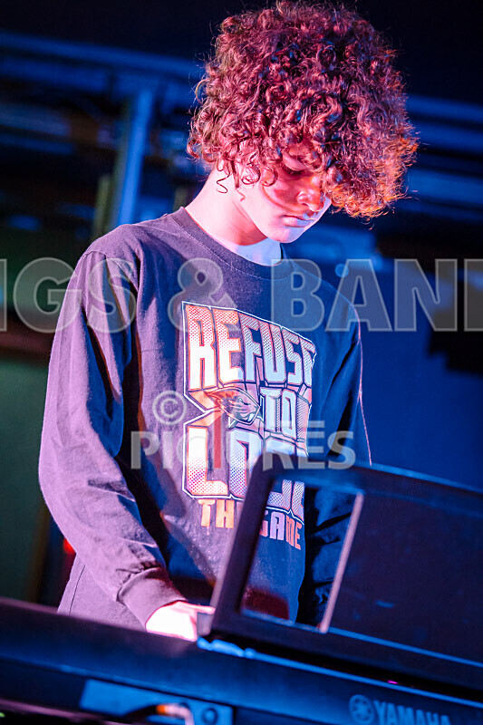 Shameless-28 - SHAMELESS