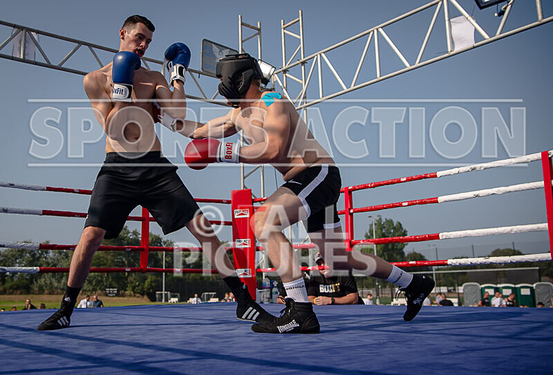 BOUT 4 - Alex -Quarter Pounder- Finer v Chris -Granite- Gavey-9 - BOUT 4 - Alex 'Quarter Pounder' Finer v Chris 'Granite' Gavey