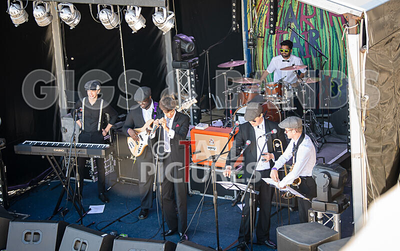 The Roughtones-4 - ROUGHTONES