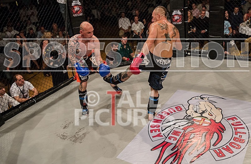 Cage Fighting_2012_Bout 10-54 - BOUT-10