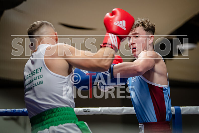BOUT 11_Niall Adams v Blaine Lambert-25 - BOUT 11_Niall Adams v Blaine Lambert