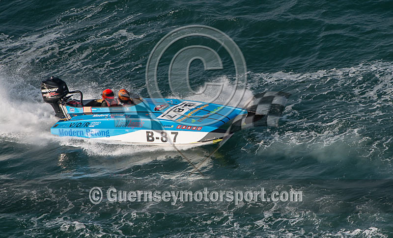 Worlds Powerboats_2014_Race-1-133 - UIM CLASS 3A & 3B WORLD OFFSHORE CHAMPIONSHIP_RACE-1