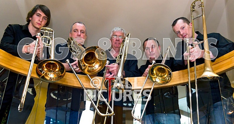 Boneheads-19 - THE BONEHEADS