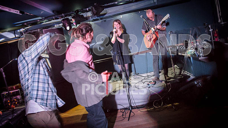 Between The Signs-5 - VALE EARTH FAIR UNPLUGGED 2018