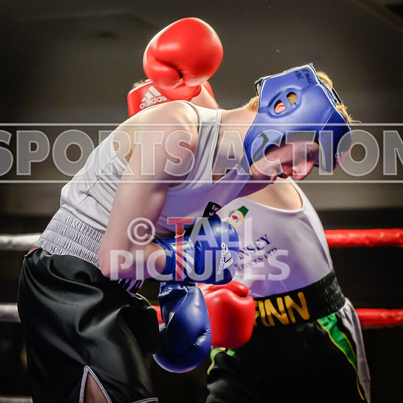 BOUT- 5 - Finn Walsh v Alix Watkins-43 - BOUT: 5 - Finn Walsh v Alix Watkins
