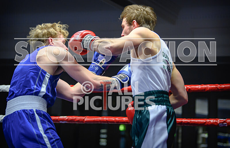 BOUT 5- Martin Kublickis v Robbie Chipcase-27 - BOUT 5 - Martin Kublickis v Robbie Chipcase