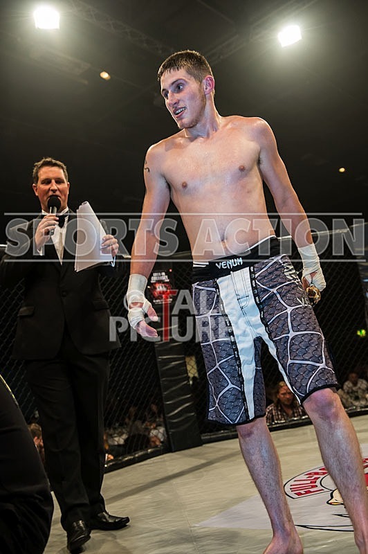 Cage Fighting_2012_Bout 1-25 - BOUT-1