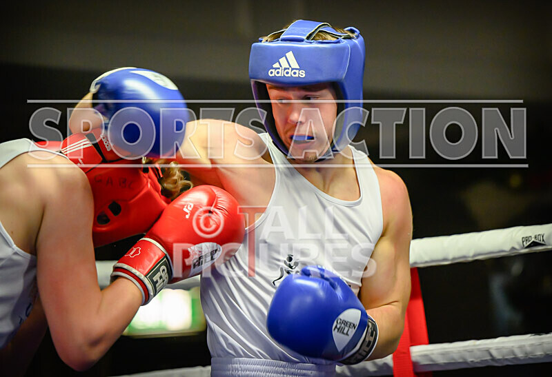 BOUT- 5_Ethan Le Moignan v Adrian Salmonowicz-19 - BOUT 5_Ethan Le Moignan v Adrian Salmonowicz