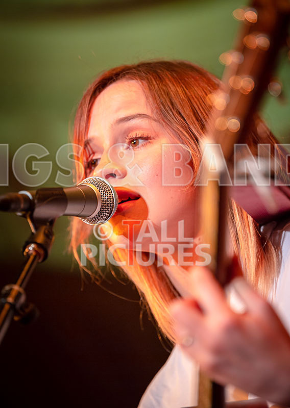 Gabrielle Aplin-3 - GABRIELLE APLIN