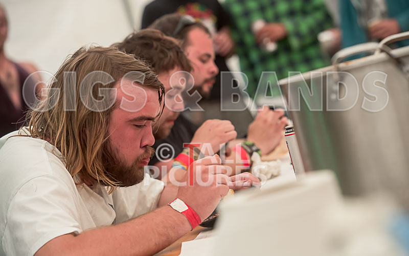 Chilli Eating_2015-26 - TRIKE, CHILLI & TUG OF WAR