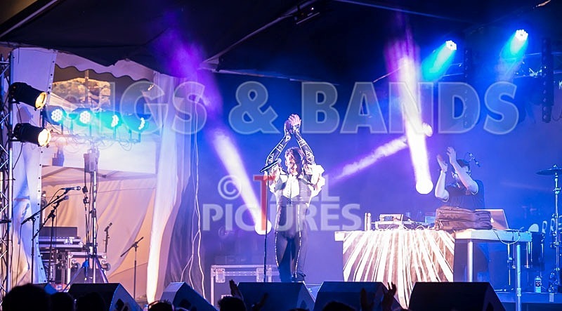 The Correspondants-16 - THE CORRESPONDANTS