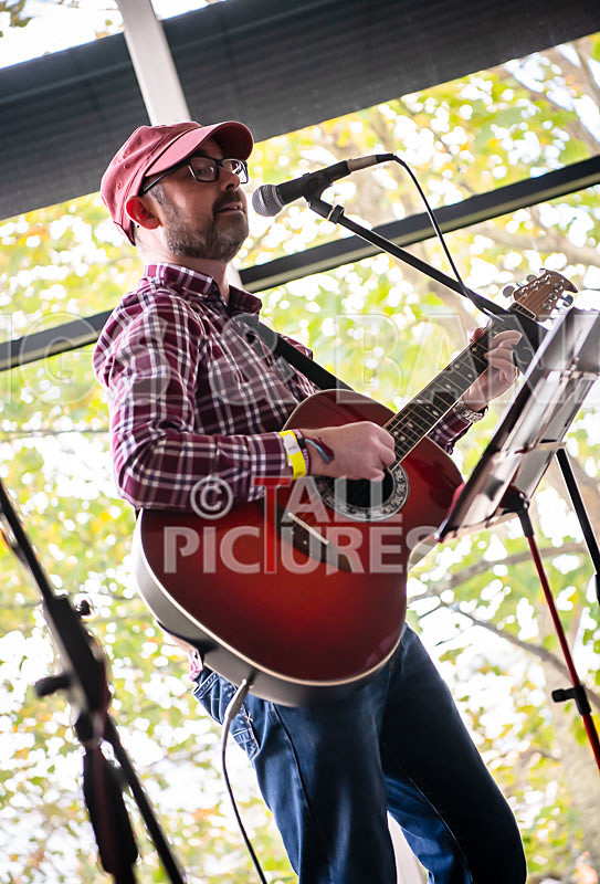 The Button Pushers-2 - THE ACOUSTIC CAFE